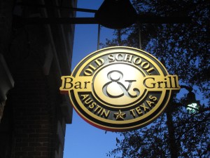 Old School Bar § Grill Austin-Texas  