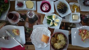 Gurme Ayten Usta "Destan Kahvaltı"